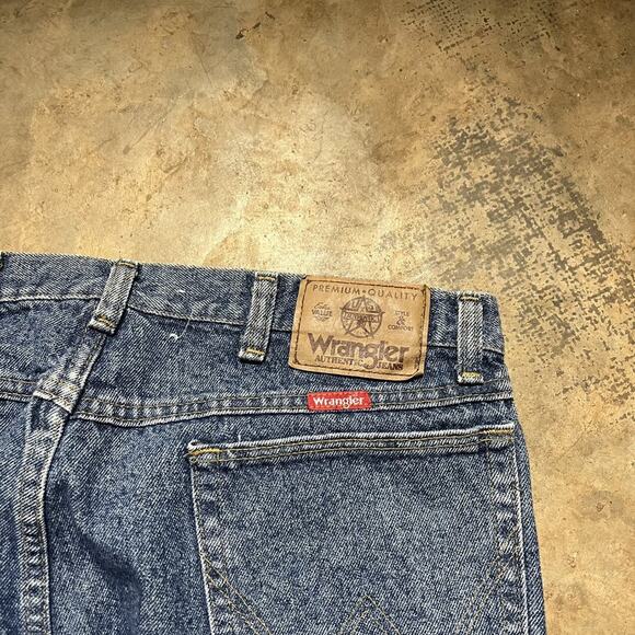 Vintage 90s Wrangler Blue Relaxed Fit Western Jeans 36x30 - Picture 4 of 5